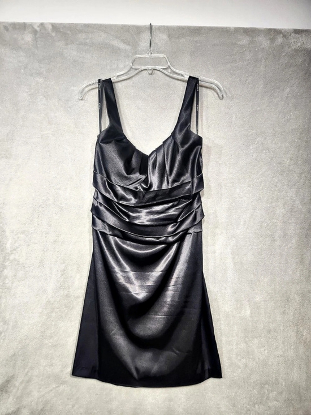 B. Darlin Black Satin Ruched Scoop Neck Sheath Knee Dress Mini Dress 13/14